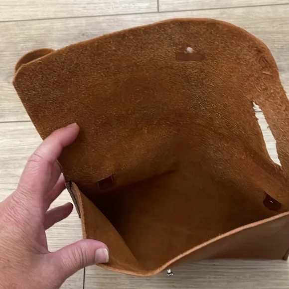 Brown Leather Unisex Bag - Picture 3 of 6